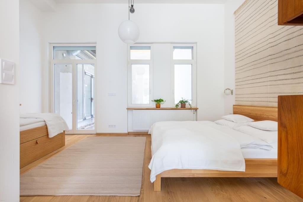 The Grand Streetview Apartman Budapest